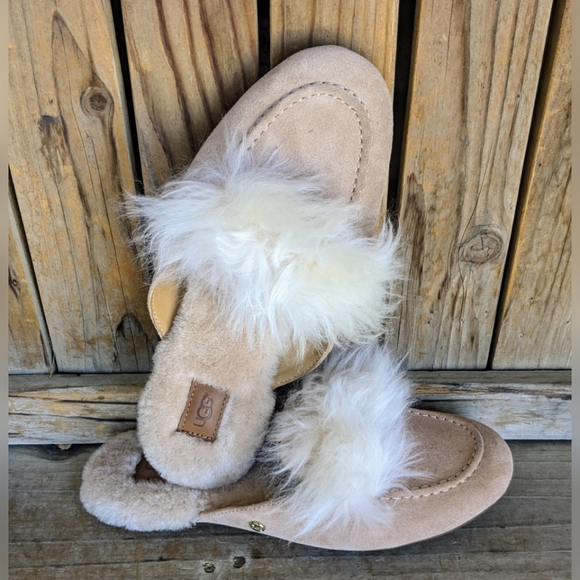 UGG Shoes - UGG Shaine Wisp Beige Mules, Size 6.5